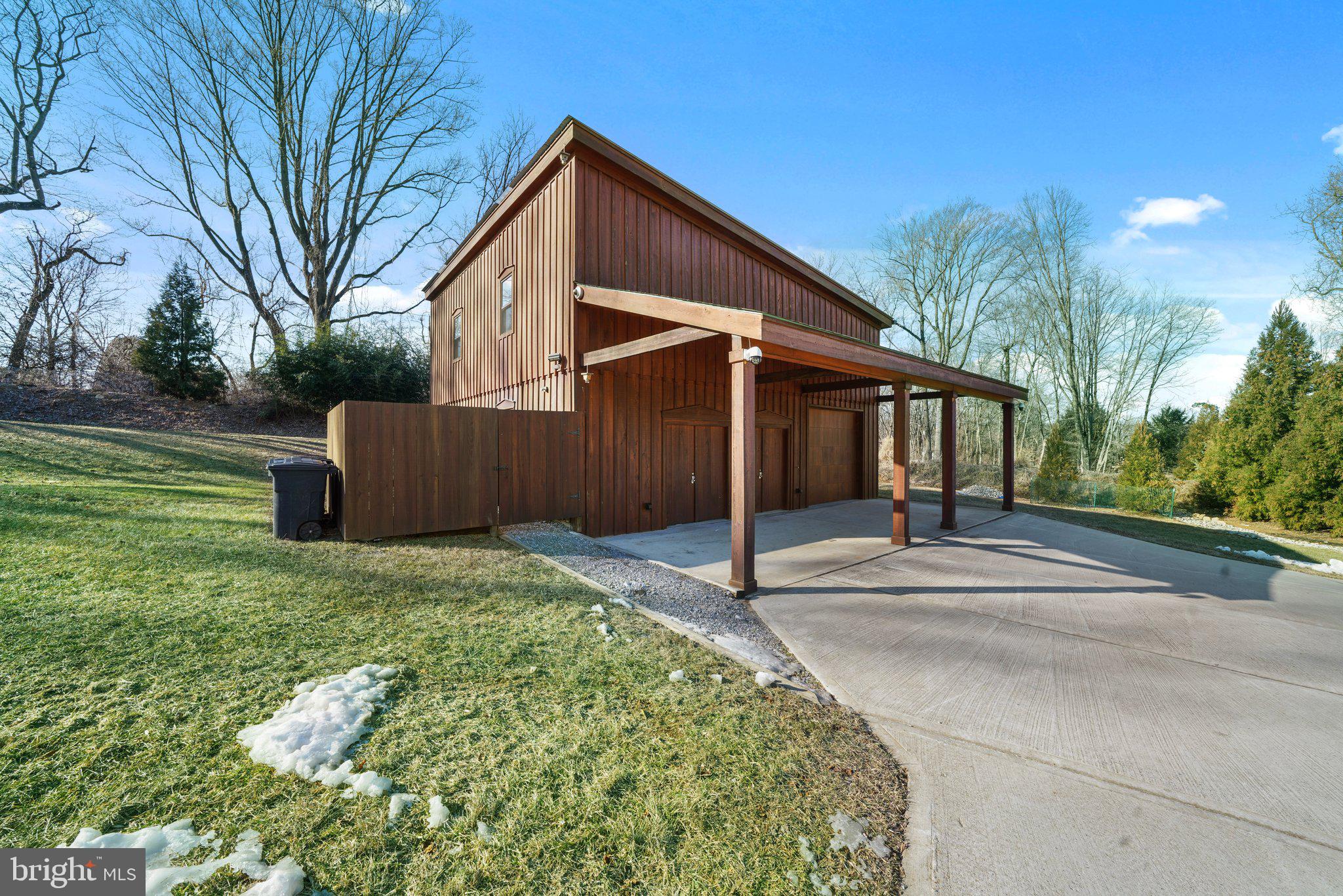 920 Horseshoe Pike Downingtown, PA 19335 - Photo 47 of 76 Garage