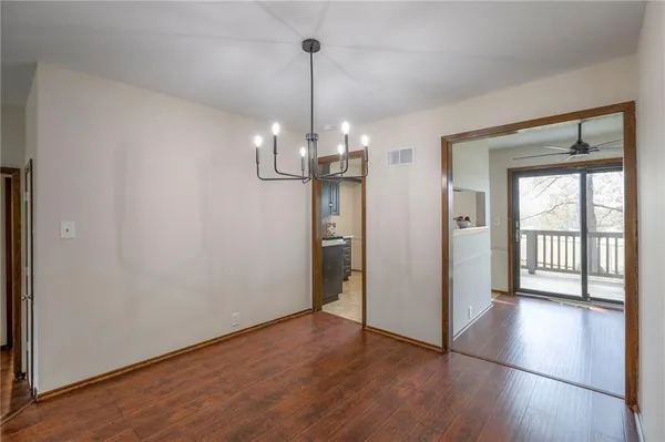 $136,900 | 468 West 104th Street, Unit A, Kansas City, MO 64114