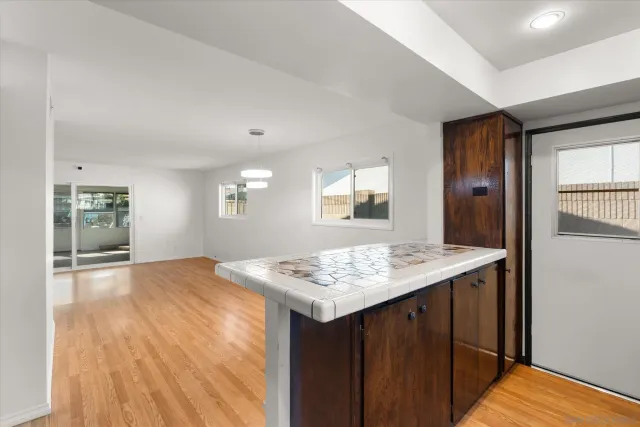 $875,000 | 11518 205th Street, Lakewood, CA 90715