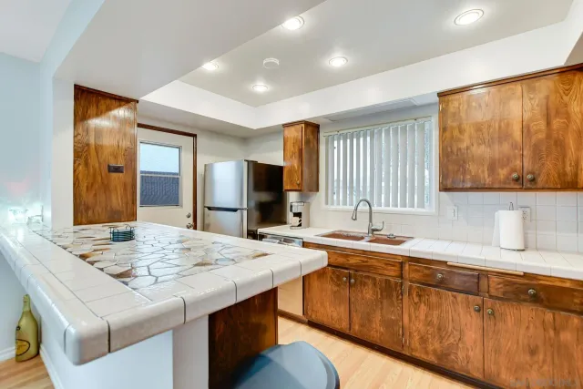 $875,000 | 11518 205th Street, Lakewood, CA 90715