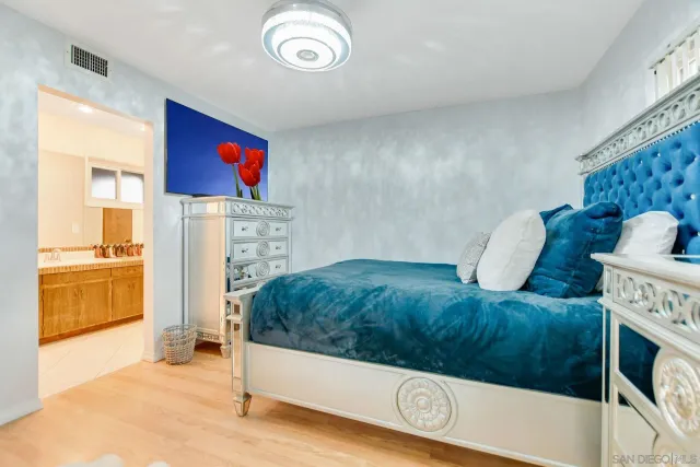 $875,000 | 11518 205th Street, Lakewood, CA 90715