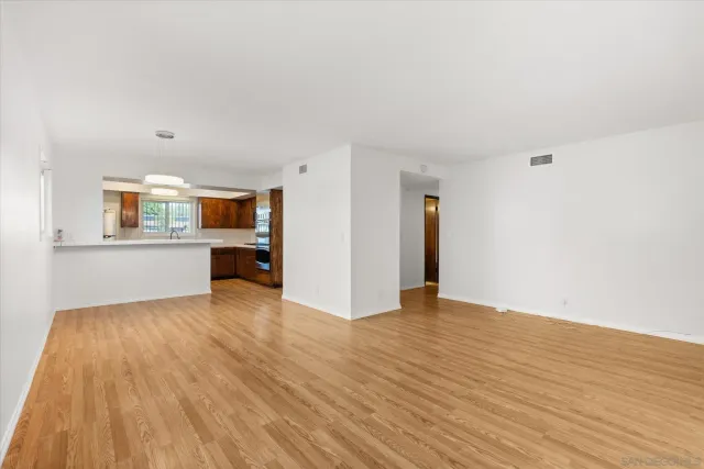 $875,000 | 11518 205th Street, Lakewood, CA 90715