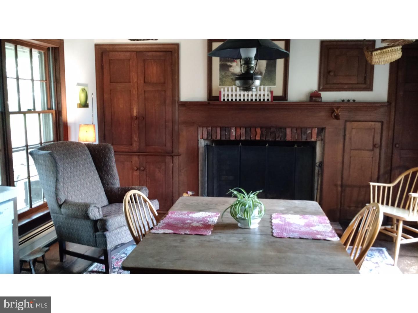 898 Herman Road Horsham, PA 19044 - Photo 4 of 24 Gallery Image 4