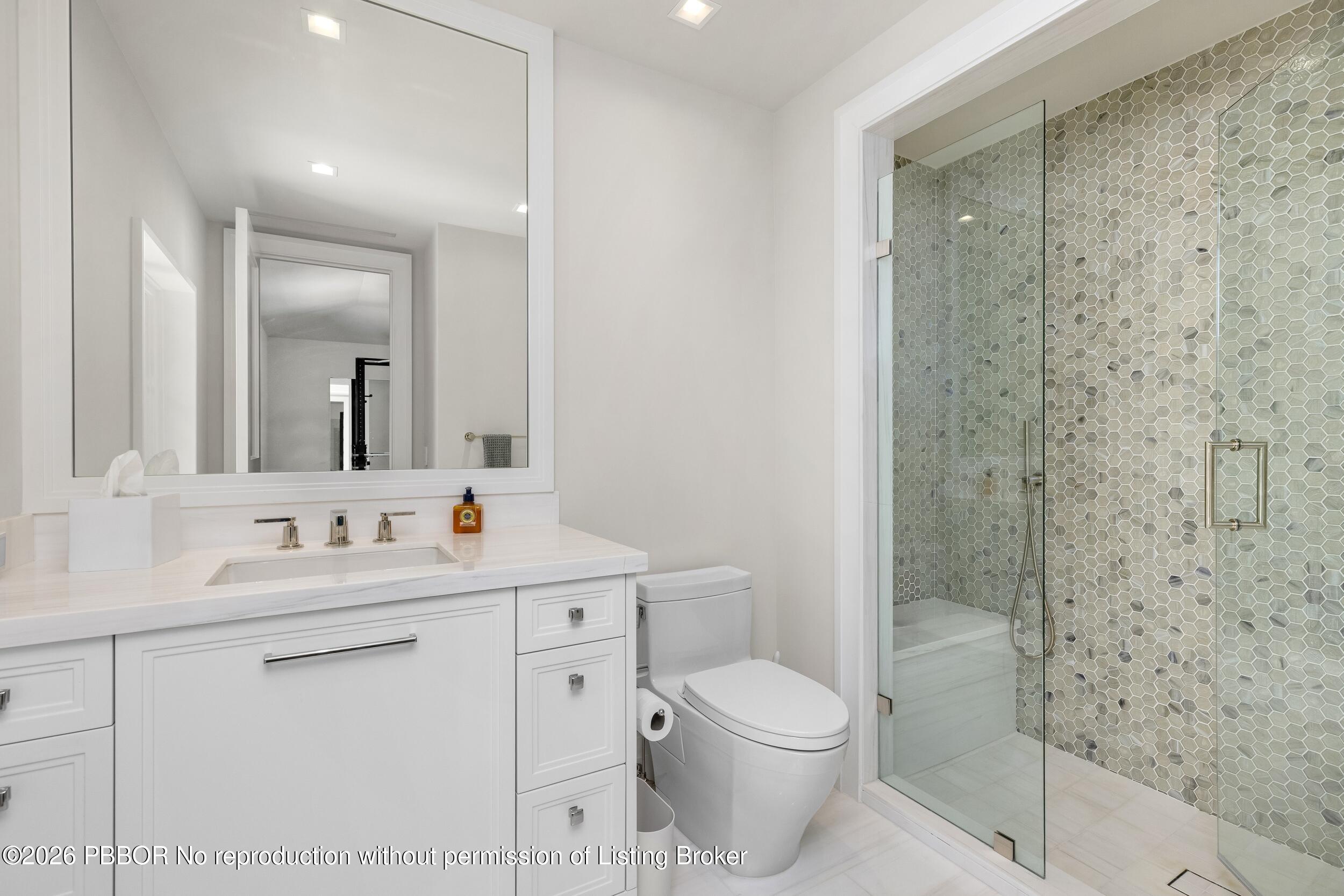 220 Jungle Road Palm Beach, FL 33480 - Photo 48 of 78 Guest Bath 2