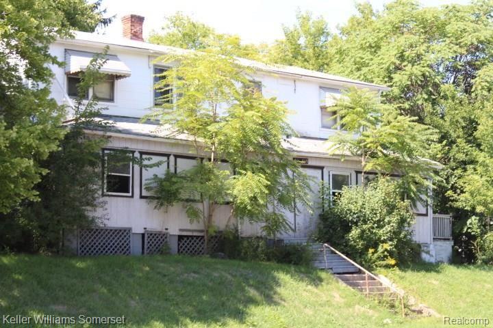 601 Perry Street Pontiac, MI 48342 - Photo 1 of 21 IMG_7931.JPG