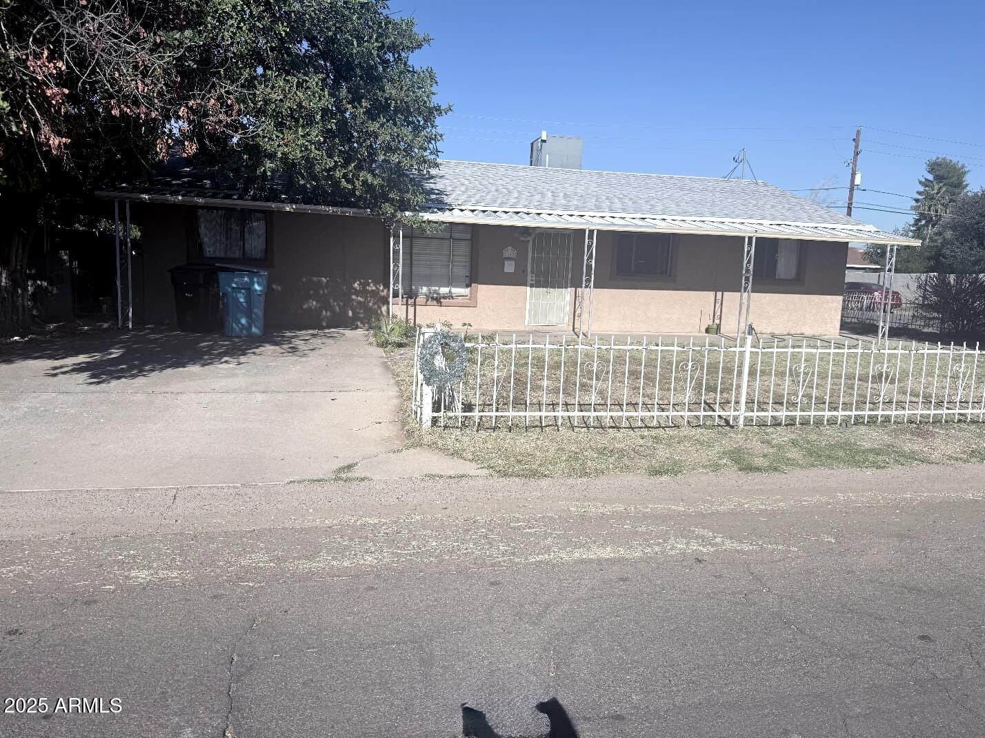 3142 West Marshall Avenue Phoenix, AZ 85017 - Photo 13 of 14 Curbview