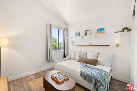 $455,000 | 7211 Cozycroft Avenue, Unit 50, Winnetka, CA 91306