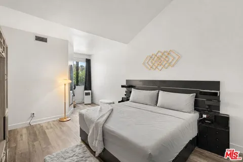 $455,000 | 7211 Cozycroft Avenue, Unit 50, Winnetka, CA 91306