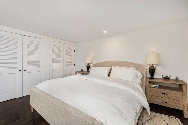 $5,500 | 5 Stacey Court, Unit 2, Marblehead, MA 01945