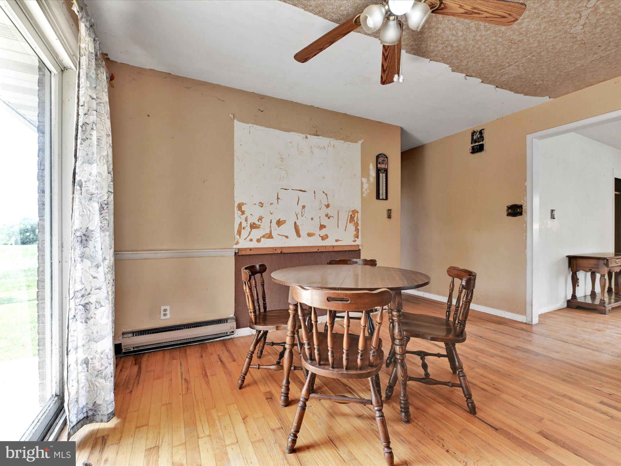 2732 Royal Road Lancaster, PA 17603 - Photo 7 of 27 Dining