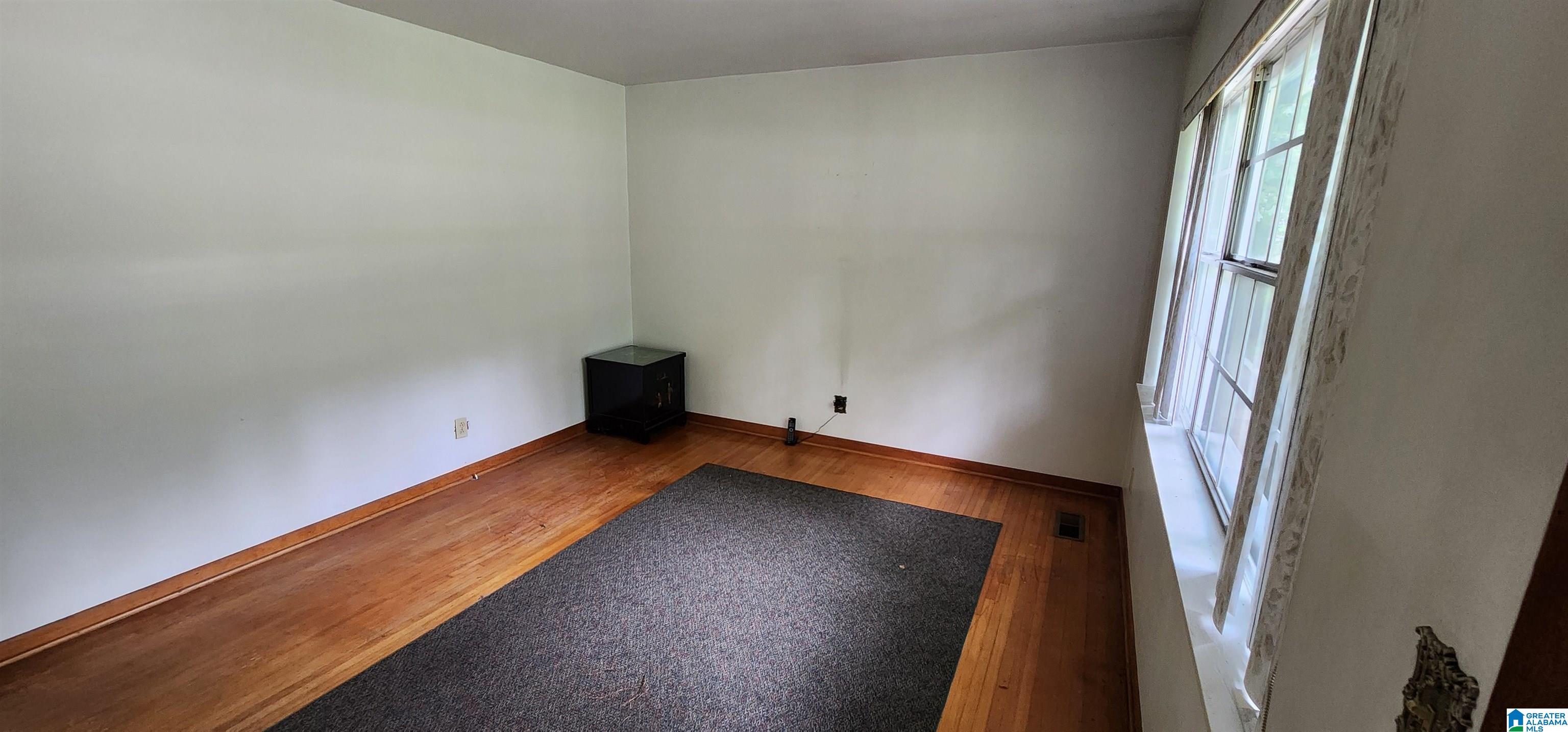 328 Tupelo Road Birmingham, AL 35215 - Photo 2 of 22