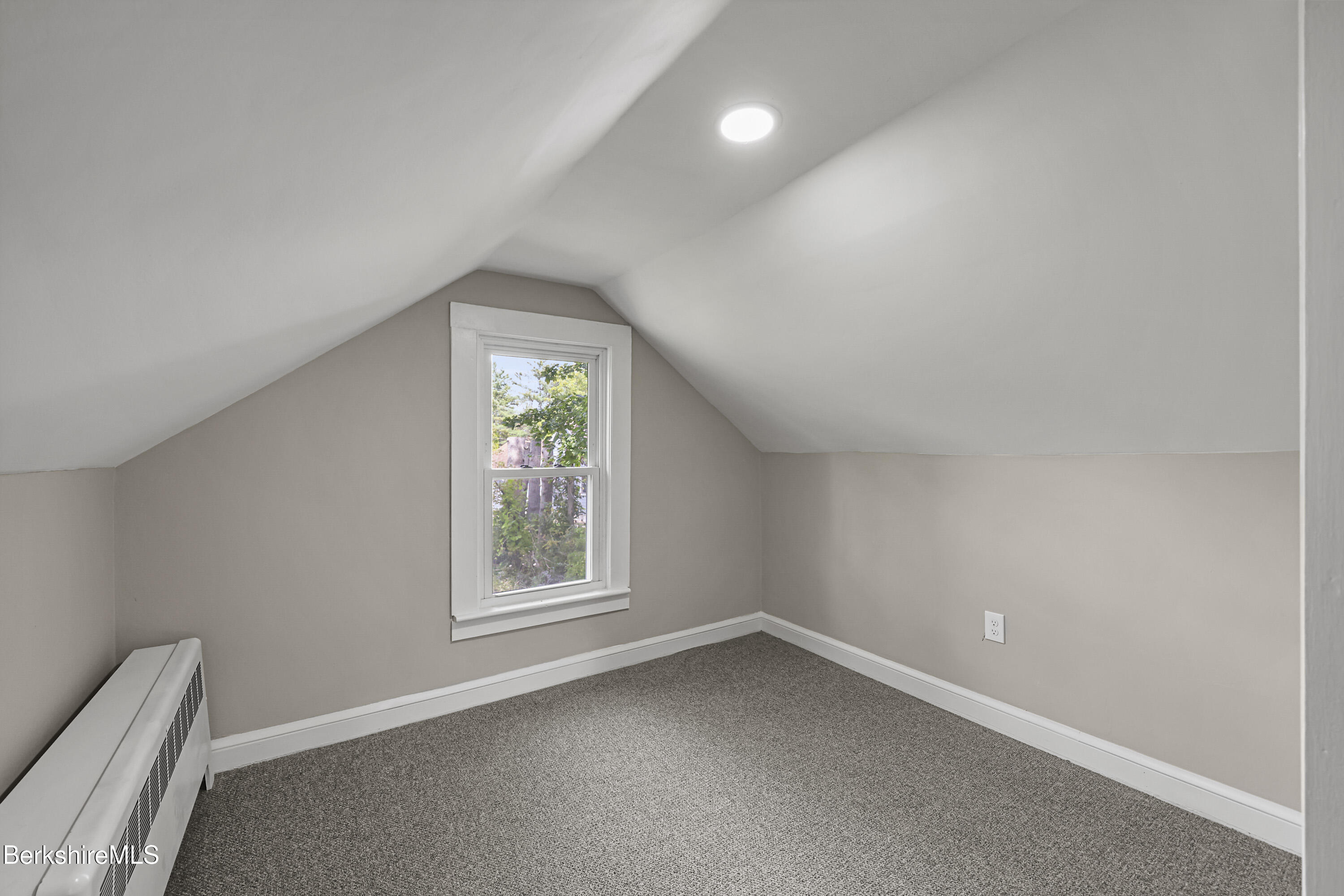 26 Davis Street Pittsfield, MA 01201 - Photo 18 of 29 130 Second Floor Bedroom Two