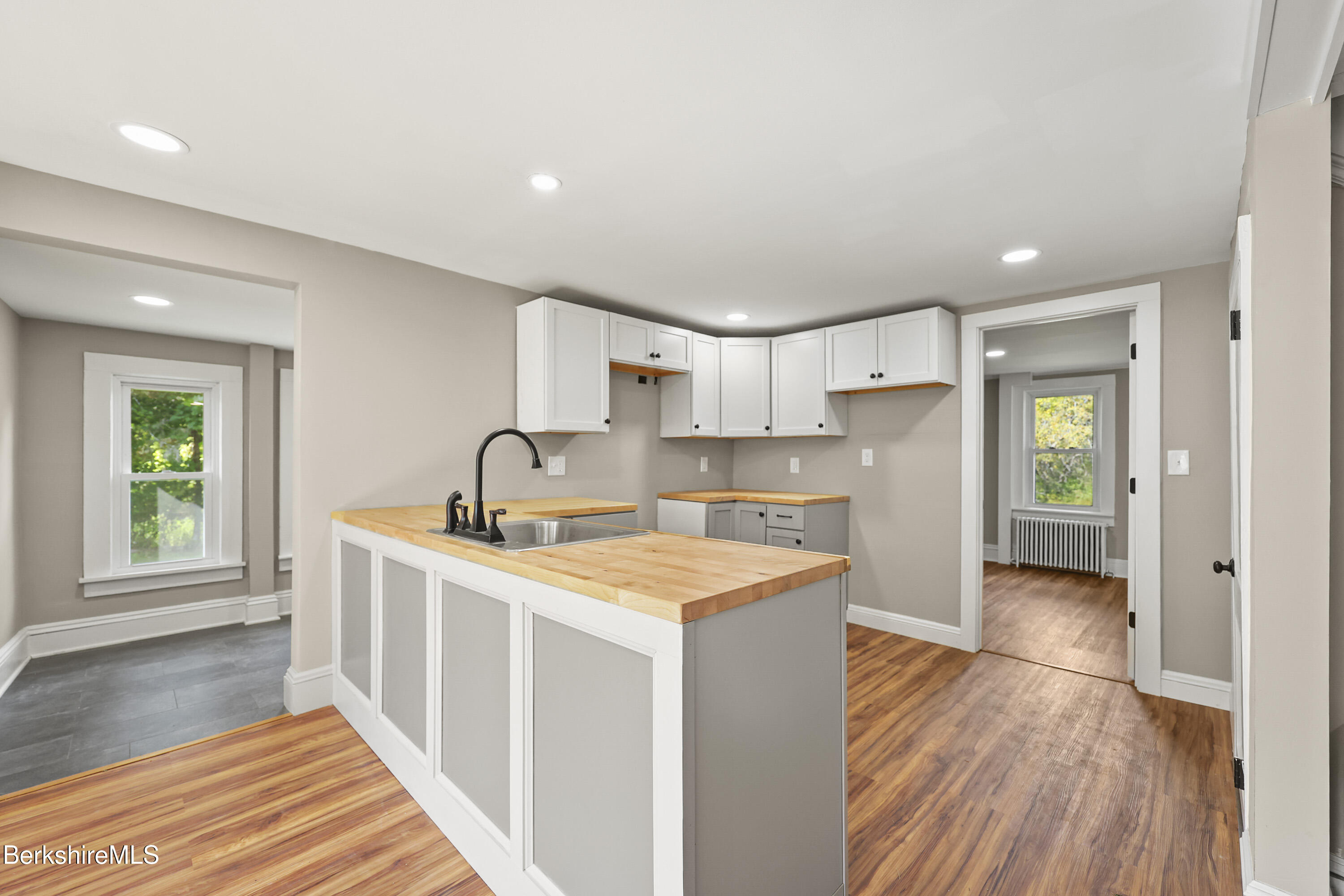 26 Davis Street Pittsfield, MA 01201 - Photo 8 of 29 45 Kitchen