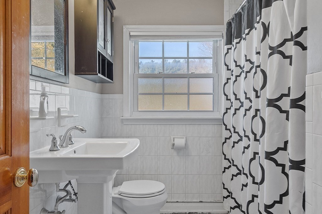 267 Graniteville Road Chelmsford, MA 01863 - Photo 16 of 21 Gallery Image 16