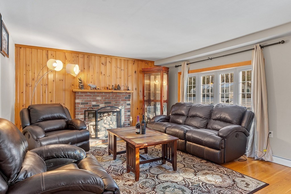 267 Graniteville Road Chelmsford, MA 01863 - Photo 4 of 21 Gallery Image 4