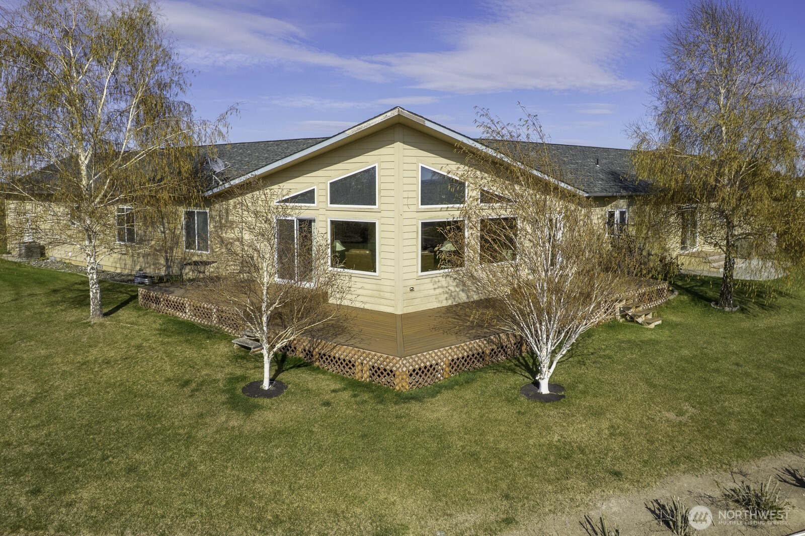 7618 Bouldercrest Road Northeast Moses Lake, WA 98837 - Photo 4 of 39