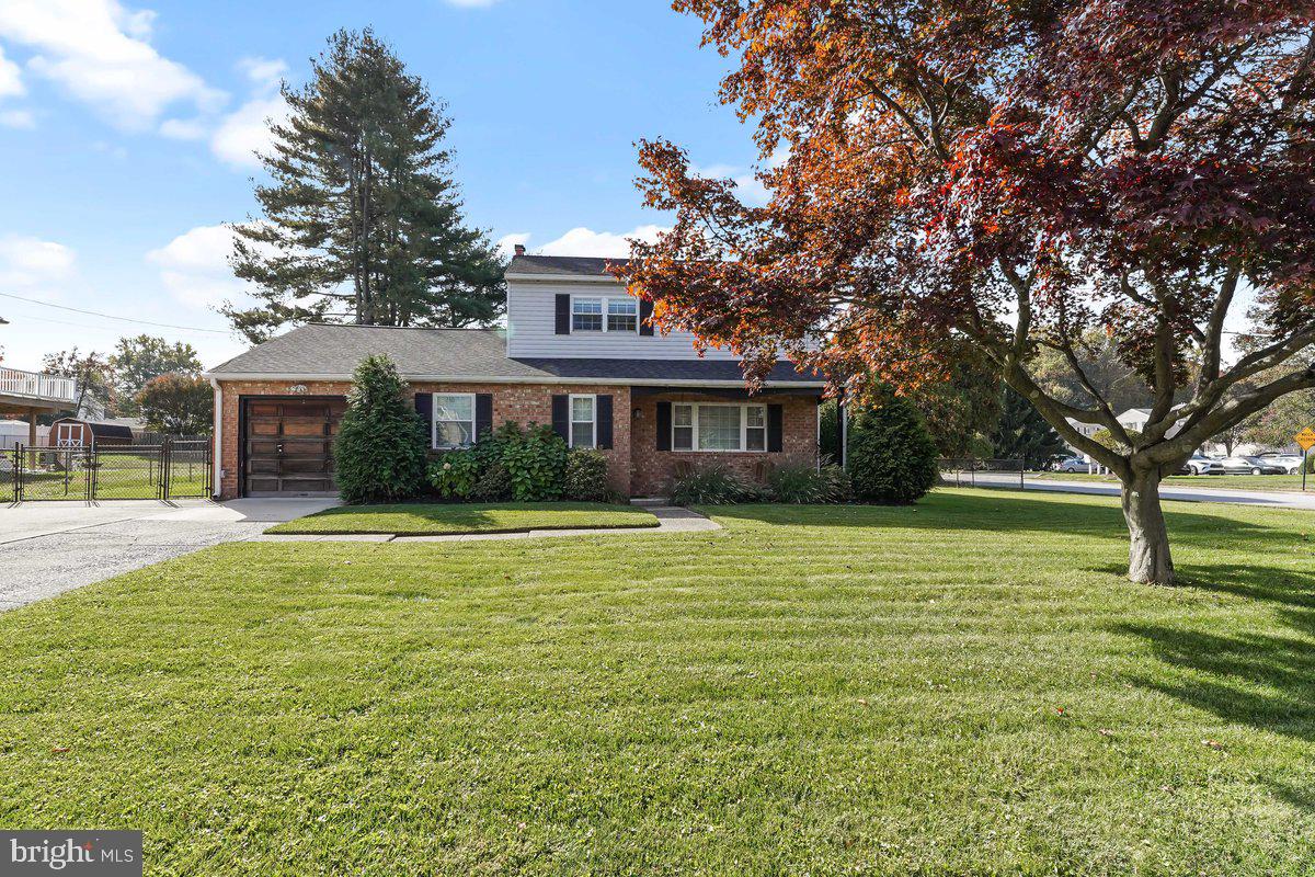 698 Cherry Tree Road Aston, PA 19014 - Photo 1 of 39 Gallery Image 1