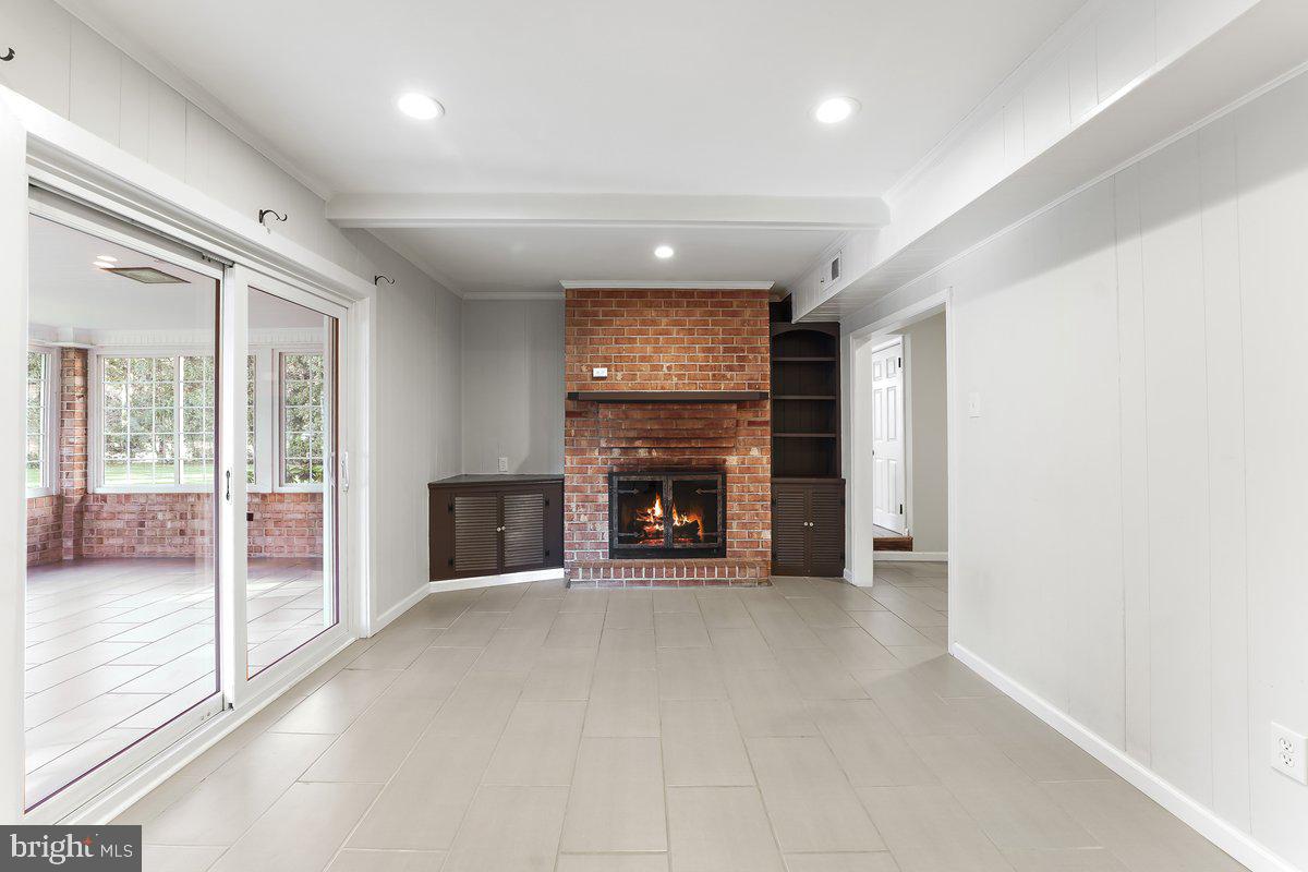 698 Cherry Tree Road Aston, PA 19014 - Photo 25 of 39 Gallery Image 25