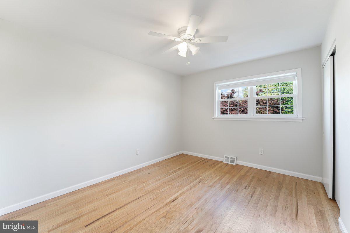 698 Cherry Tree Road Aston, PA 19014 - Photo 30 of 39 Gallery Image 30