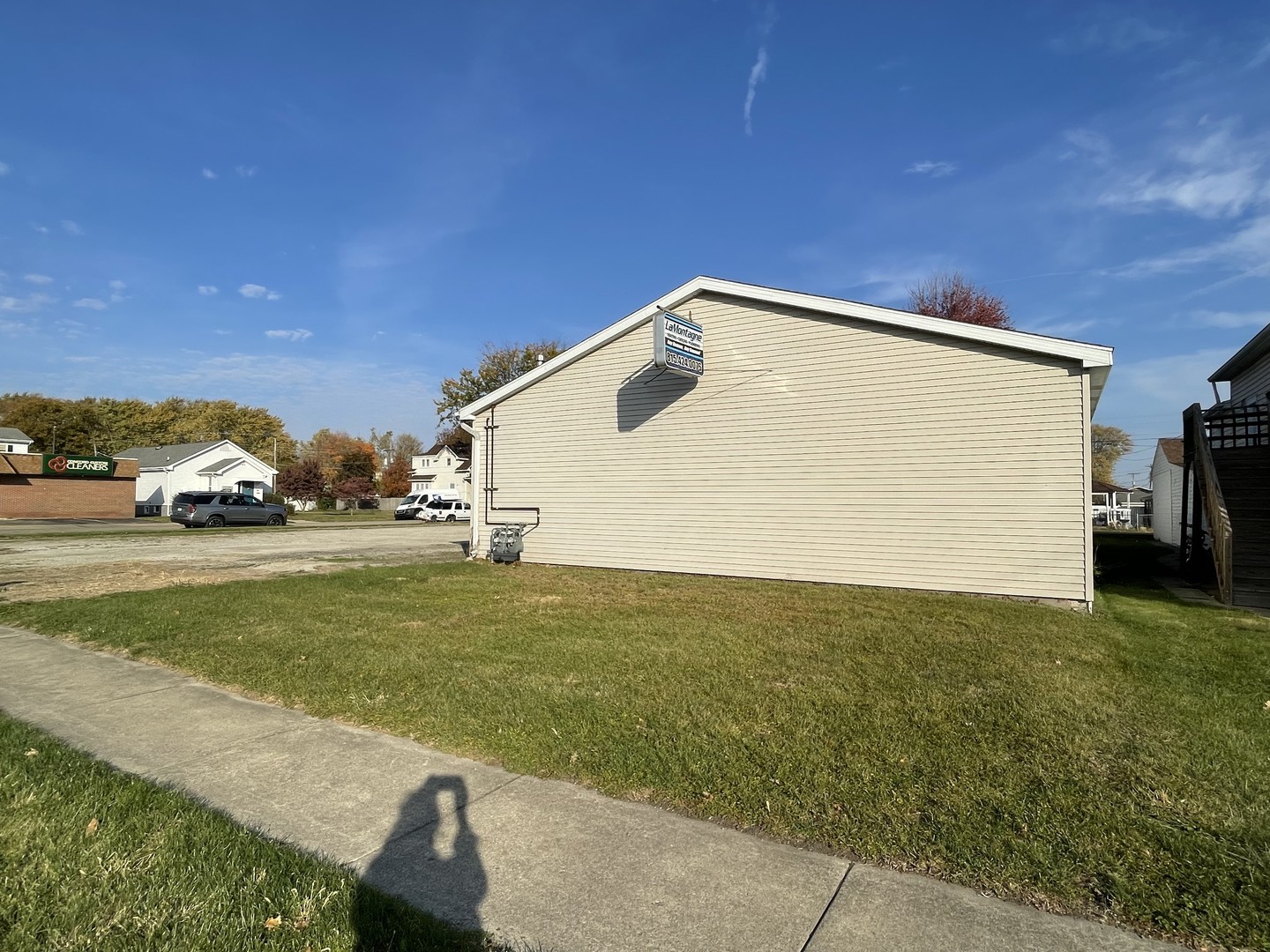 1291 West Station Street Kankakee, IL 60901 - Photo 3 of 10 a view of outdoor space and yard
