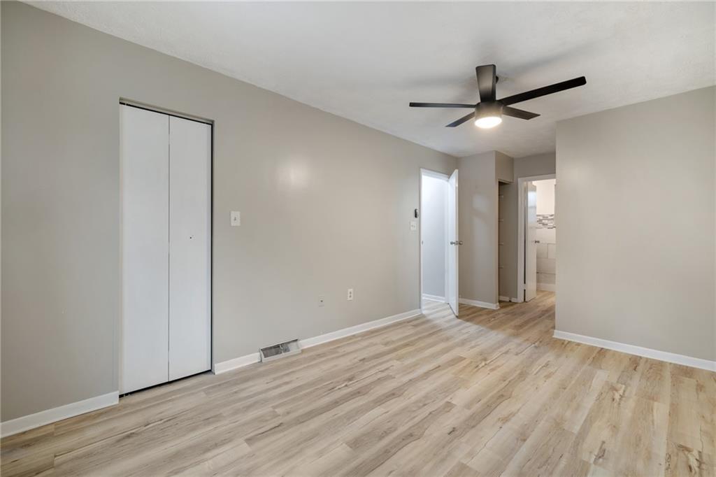 566 Lucia Road Pittsburgh, PA 15221 - Photo 12 of 24 Gallery Image 12
