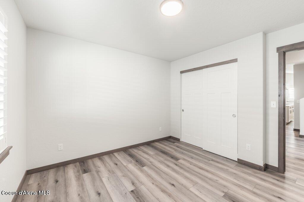 11811 North Railway Avenue Rathdrum, ID 83858 - Photo 18 of 28 18. Guest bedroom 1