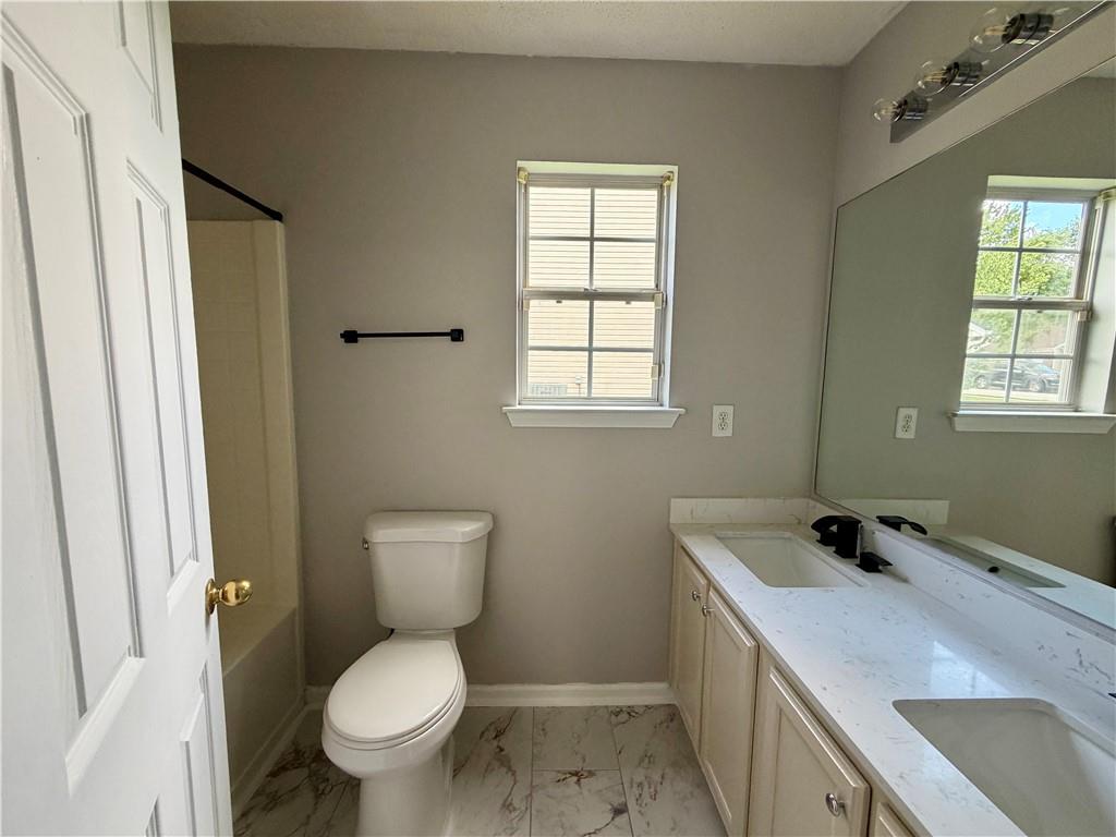 3354 Waggoner Lane Rex, GA 30273 - Photo 11 of 19