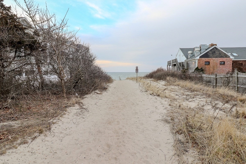 433 Lower County Road, Unit 25 Dennis, MA 02639 - Photo 29 of 32 a view of beach and ocean