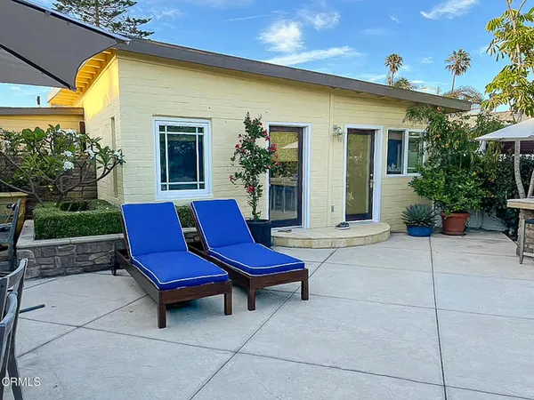 $4,000 | 1140 Cornwall Lane, Ventura, CA 93001