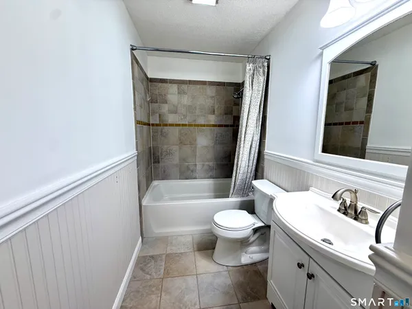 $2,650 | 9 Watch Hill Circle, Unit 9, Cromwell, CT 06416