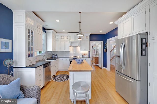 $1,907,500 | 6 North Acton Place, Annapolis, MD 21401