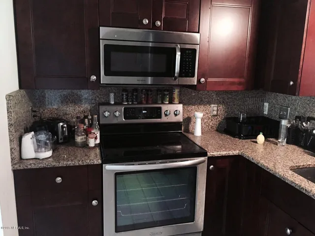 $1,450 | 7703 Las Palmas Way, Unit 176, Jacksonville, FL 32256