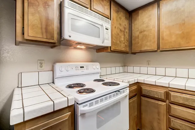 $234,500 | 7711 Juan Way, Fair Oaks, CA 95628