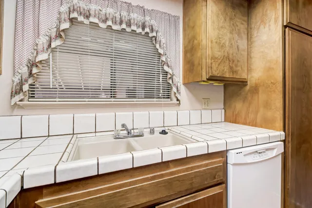 $234,500 | 7711 Juan Way, Fair Oaks, CA 95628