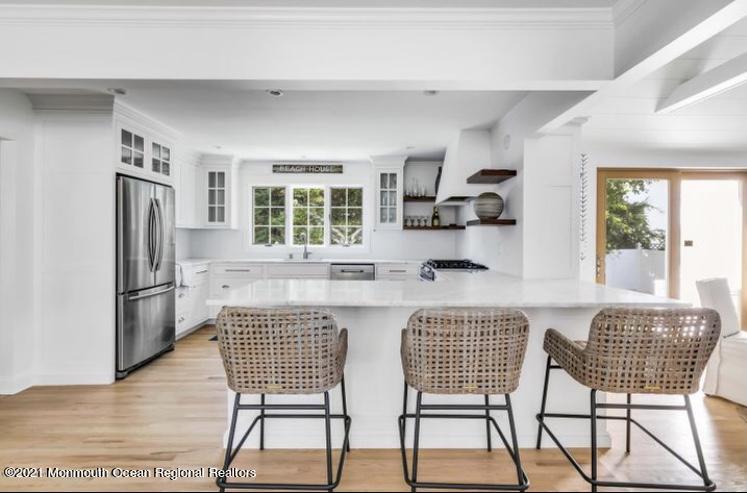 307 Pennsylvania Avenue Spring Lake, NJ 07762 - Photo 7 of 28 307 Pennsylvania Avenue