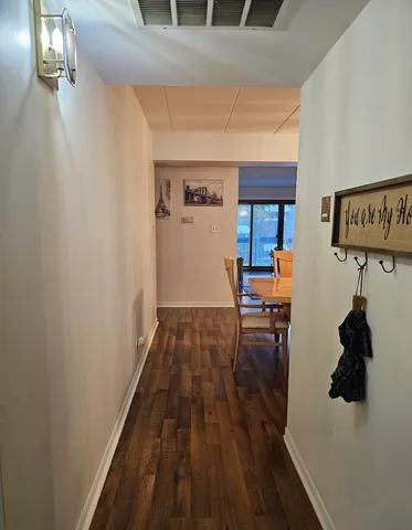 $210,000 | 4530 West 93rd Street, Unit 1B, Oak Lawn, IL 60453