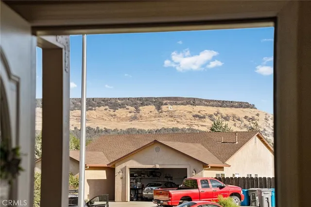 $335,000 | 60 La Cresenta Drive, Oroville, CA 95965