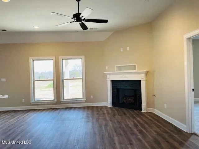 $299,500 | 783 Woolfolk Road, Senatobia, MS 38668