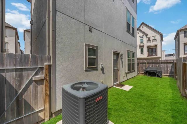 $3,150 | 4012 Centre Valley Lane, Houston, TX 77043