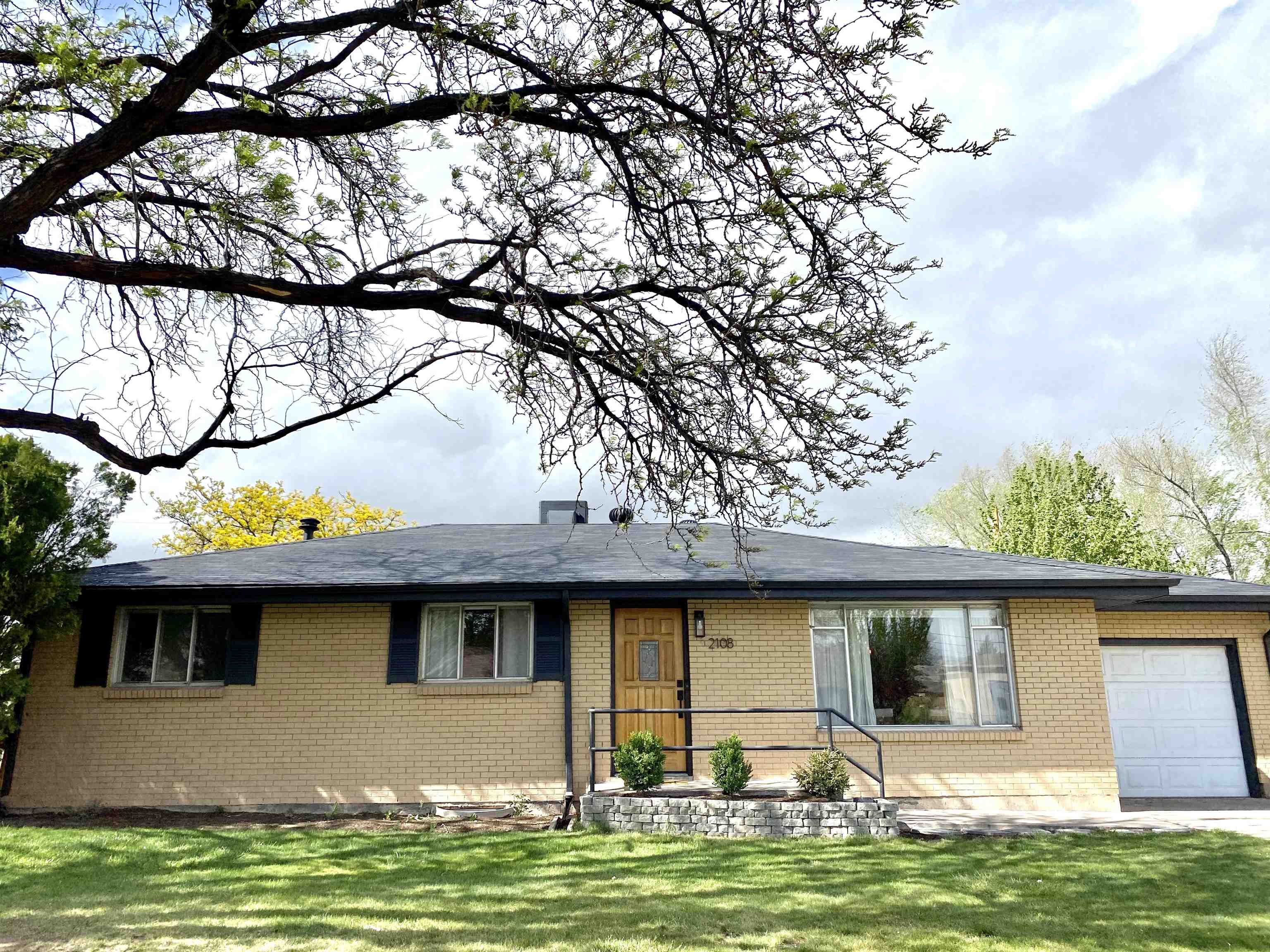 2108 Yosemite Road Grand Junction, CO 81507 - Photo 1 of 17 Gallery Image 1