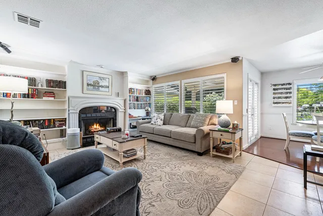 $545,000 | 3075 West Silverhill Lane, Fresno, CA 93711