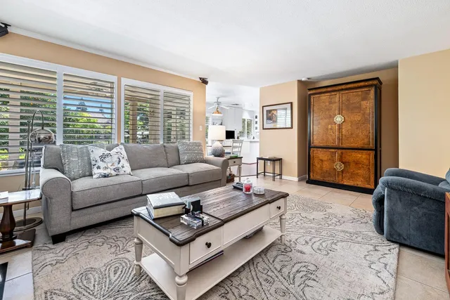 $545,000 | 3075 West Silverhill Lane, Fresno, CA 93711