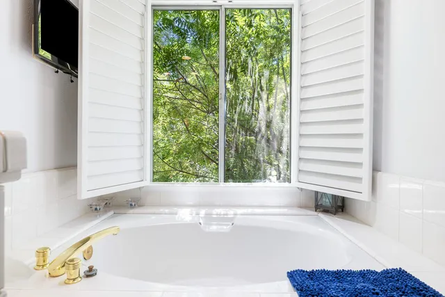 $545,000 | 3075 West Silverhill Lane, Fresno, CA 93711