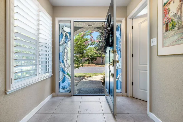 $545,000 | 3075 West Silverhill Lane, Fresno, CA 93711