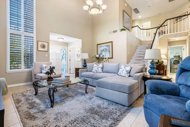 $545,000 | 3075 West Silverhill Lane, Fresno, CA 93711