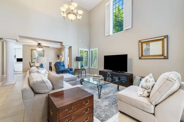 $545,000 | 3075 West Silverhill Lane, Fresno, CA 93711