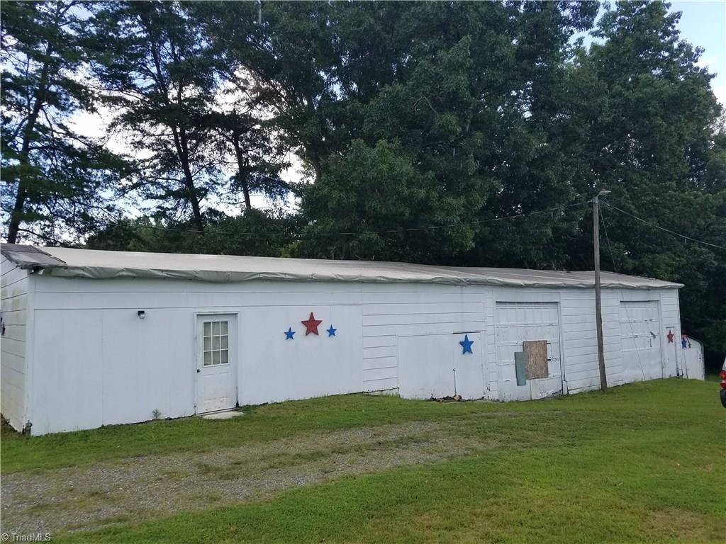 1047 Comer Road Stoneville, NC 27048 - Photo 3 of 7 Gallery Image 3