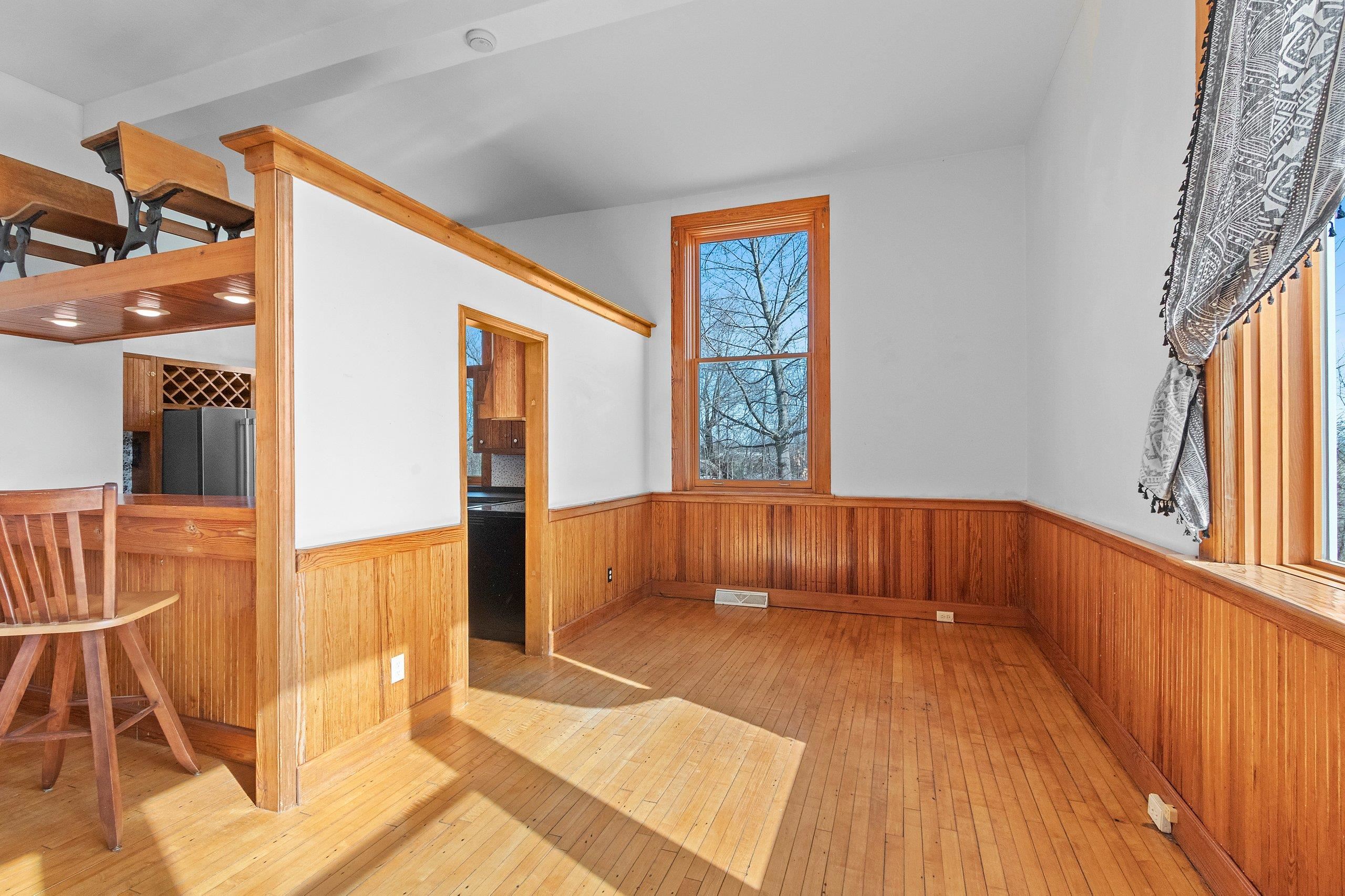 100 North Northview Road Green Bay, WI 54311 - Photo 13 of 55