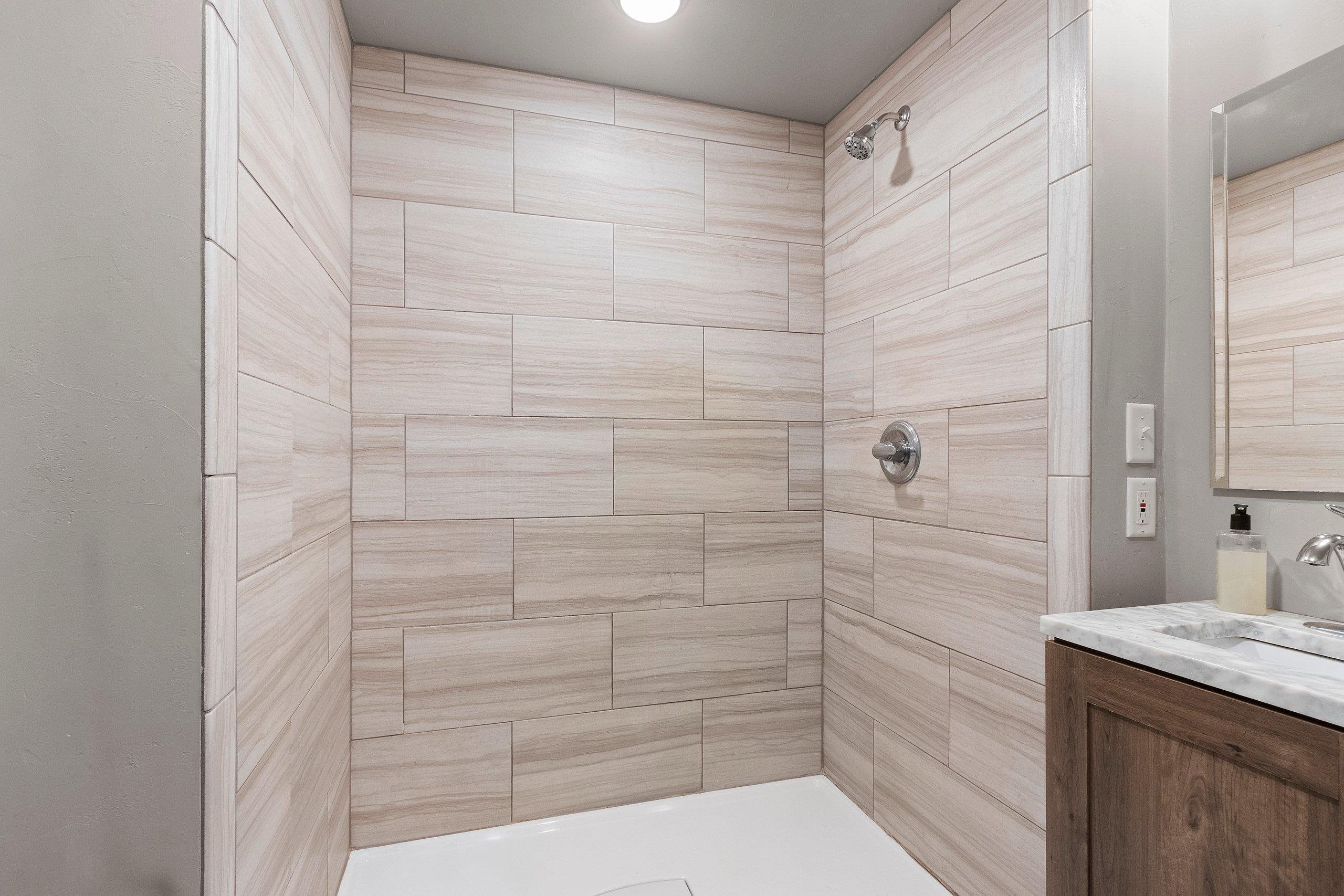 100 North Northview Road Green Bay, WI 54311 - Photo 26 of 55