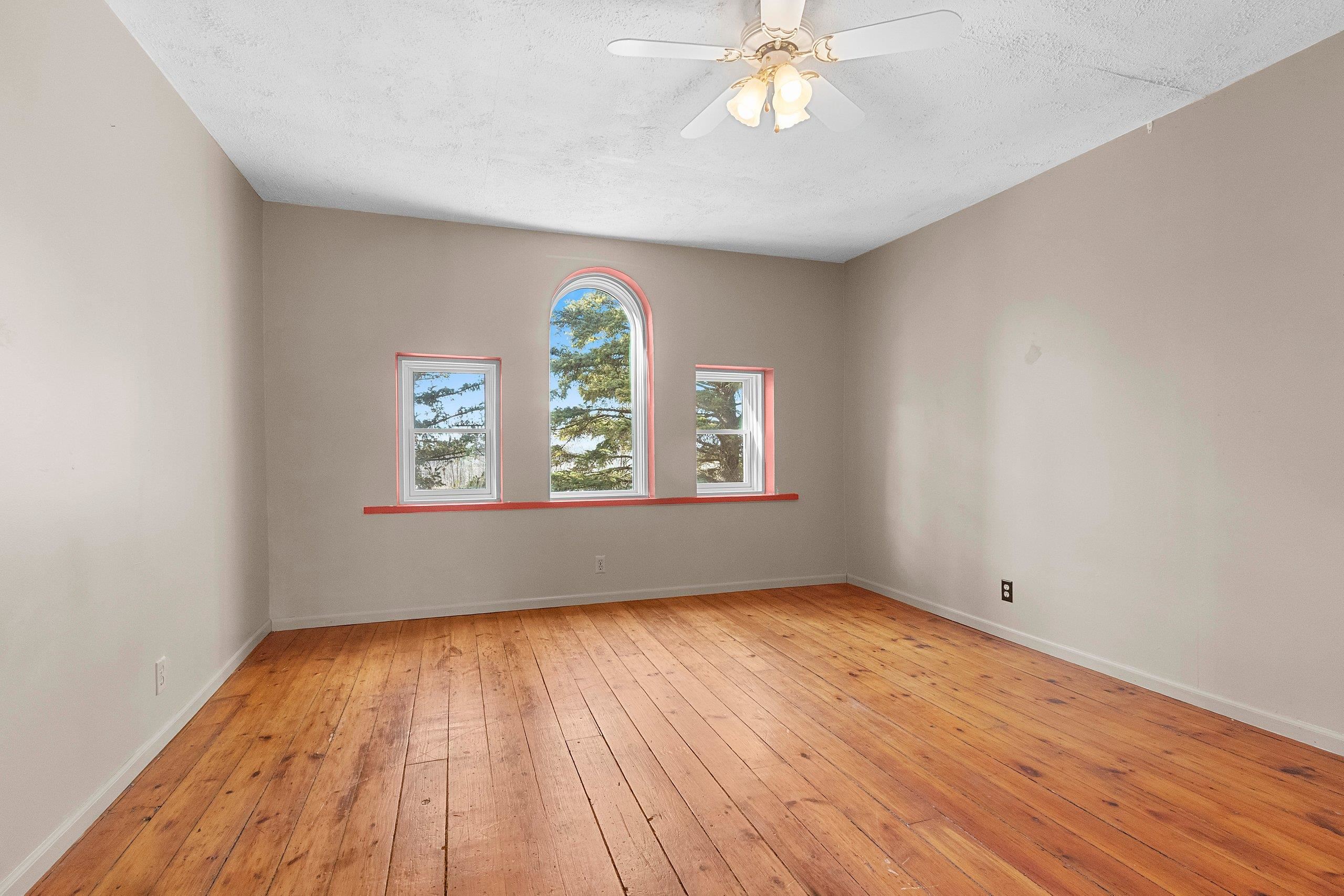 100 North Northview Road Green Bay, WI 54311 - Photo 38 of 55